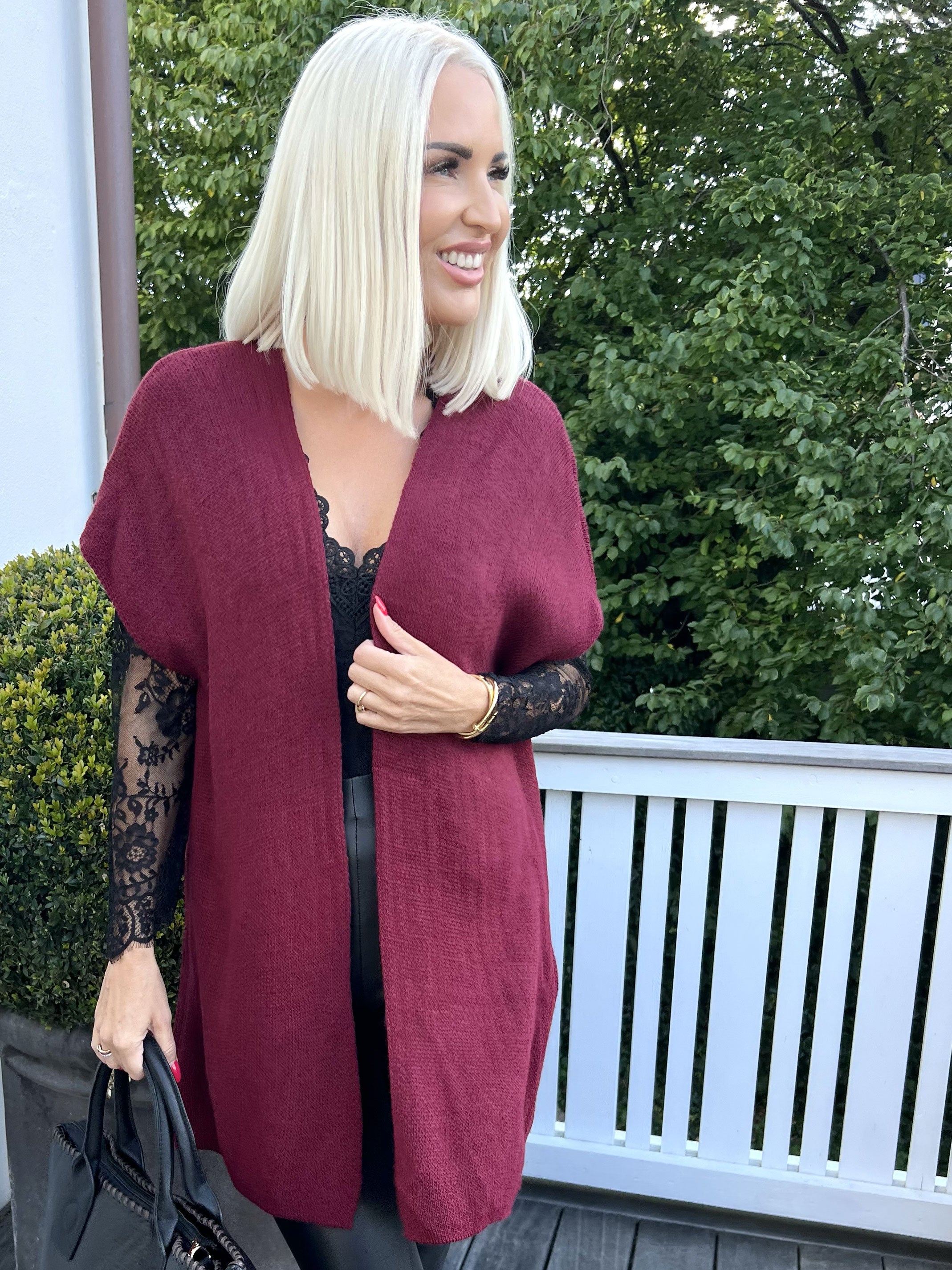 Tilly Plain - Blød strik cardigan uden ærmer